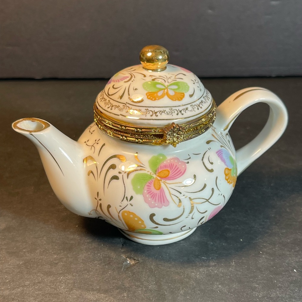 Vtg Formalities by Baum Bros small teapot floral gold trim hinged lid T77